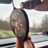 Zapachowa zawieszka do auta domu z drewna i filcu Jeleń