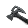 Potężny tomahawk z młotkiem i grawerem