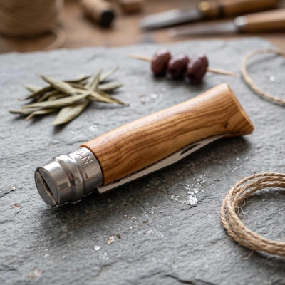 Nóż składany Opinel No. 8 Luxury Range z grawerem - drewno oliwne