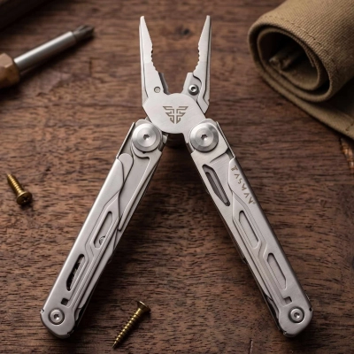 Multitool 17 funkcji z klipsem (srebrny)
