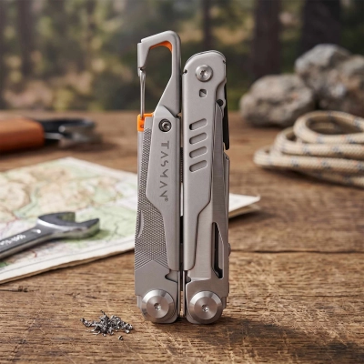 Multitool Majster z grawerem – 17 funkcji, szczypce, stal 440